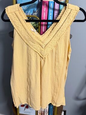 Women’s Maurice’s Crochet V-Neck Tank Top